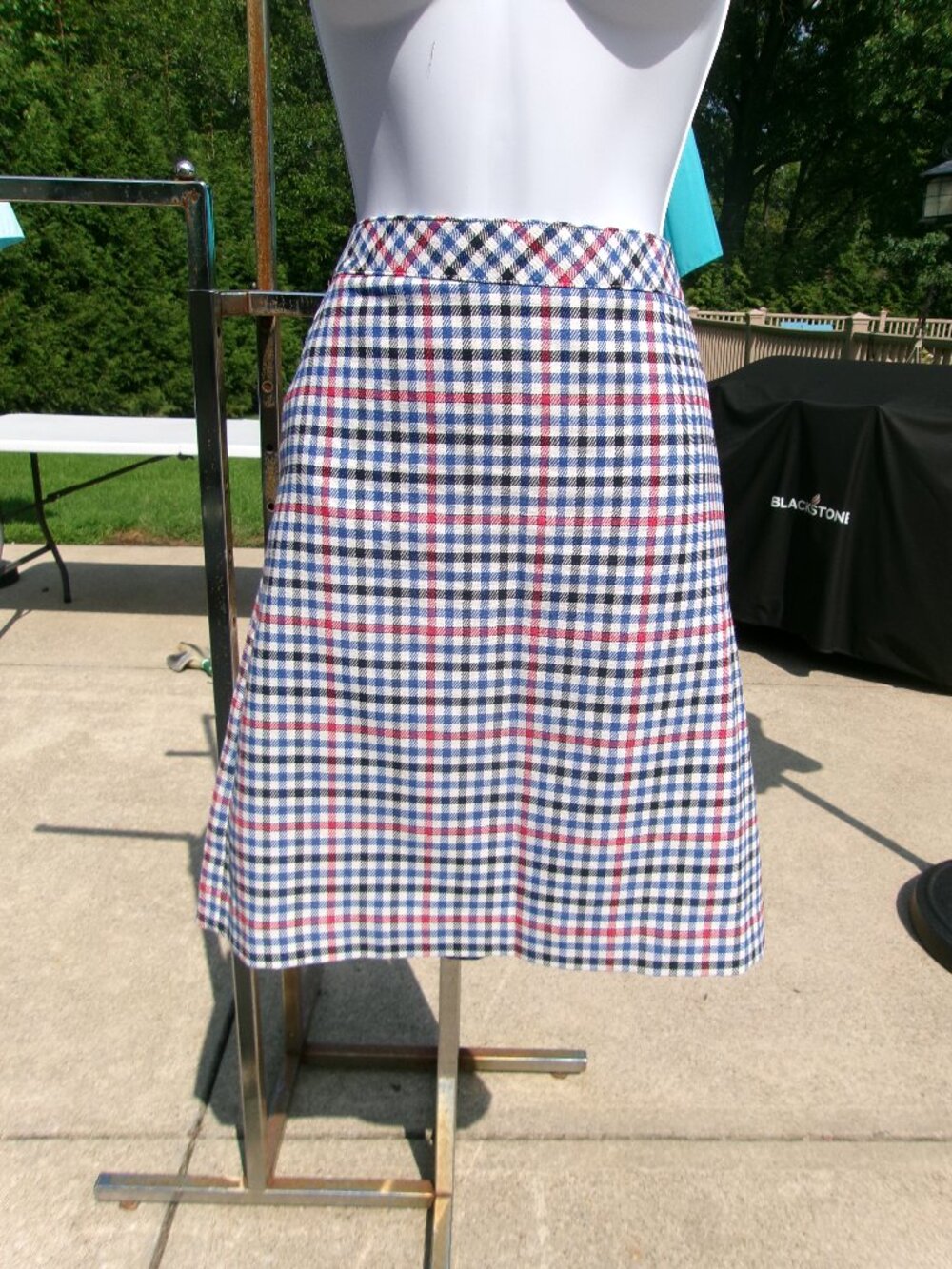 NWOT TALBOTS RED, BLUE BLACK PLAID SKIRT 10